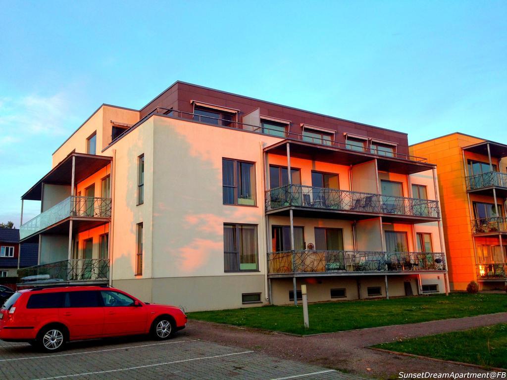 Sunset Dream Apartment With A Panoramic Seaview Hapsal Exteriör bild