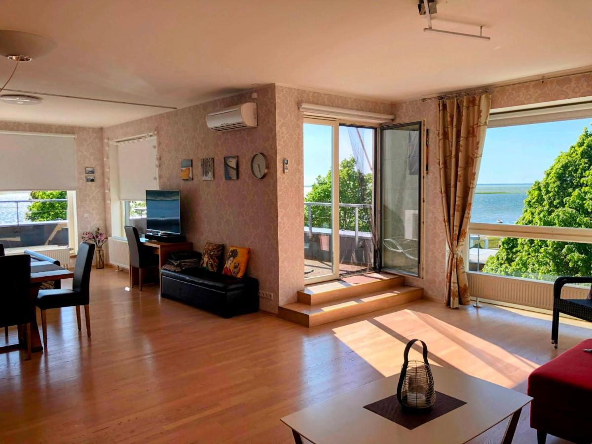 Sunset Dream Apartment With A Panoramic Seaview Hapsal Exteriör bild